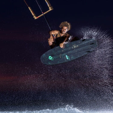 Duotone Provoke 2026 beim Strapless freestylen